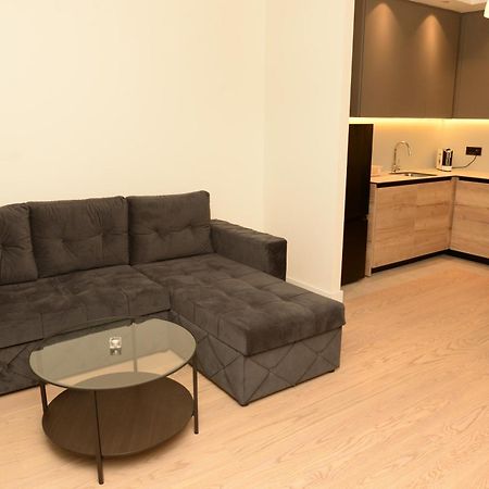 Apartman Irma Sajmiste Esterno foto
