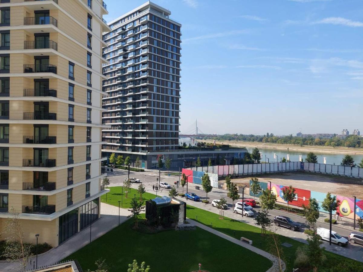 Apartman Irma Sajmiste Esterno foto